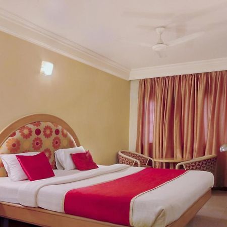 Capital O 333 Hotel Crystal Homes Bangalore Dış mekan fotoğraf