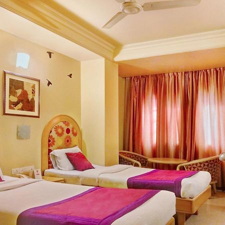 Capital O 333 Hotel Crystal Homes Bangalore Dış mekan fotoğraf