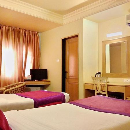 Capital O 333 Hotel Crystal Homes Bangalore Dış mekan fotoğraf
