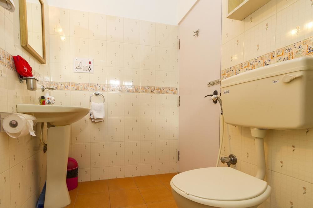 Capital O 333 Hotel Crystal Homes Bangalore Dış mekan fotoğraf
