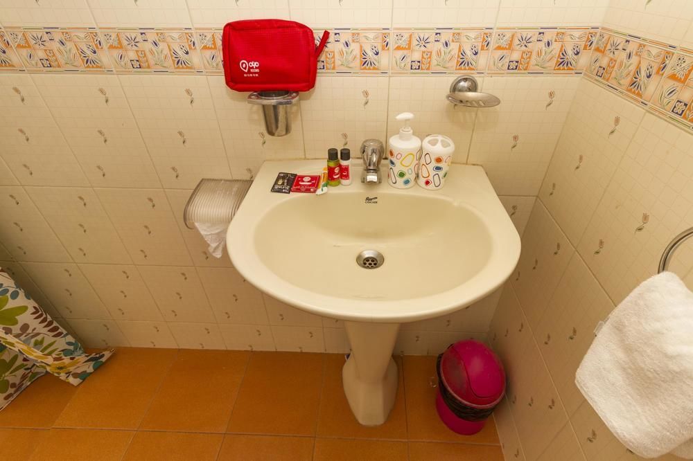 Capital O 333 Hotel Crystal Homes Bangalore Dış mekan fotoğraf