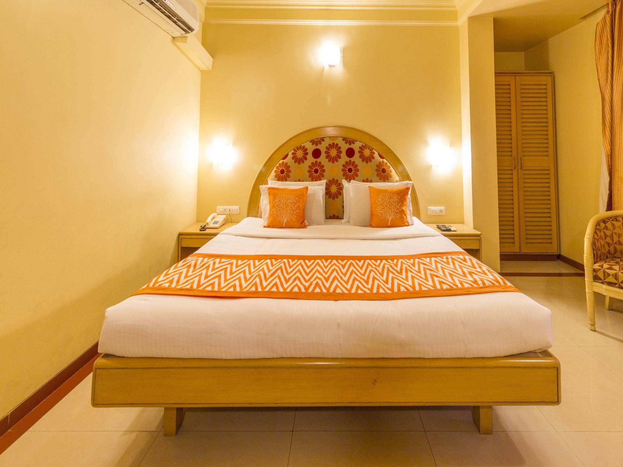 Capital O 333 Hotel Crystal Homes Bangalore Dış mekan fotoğraf